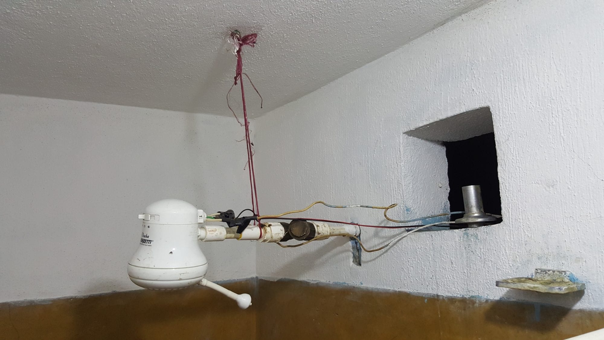It's pretty hot in Central America, so not all places have hot water. Of the places that do, sometimes you will get these little shower heads that heat the water as it comes out. Look at those exposed wires! Jane and I refer to these as “Suicide Showers.” These are often jankie, but this one at our hostel was particularly photo-worthy. I’ve been zapped more than once when reaching up to adjust these mid shower.